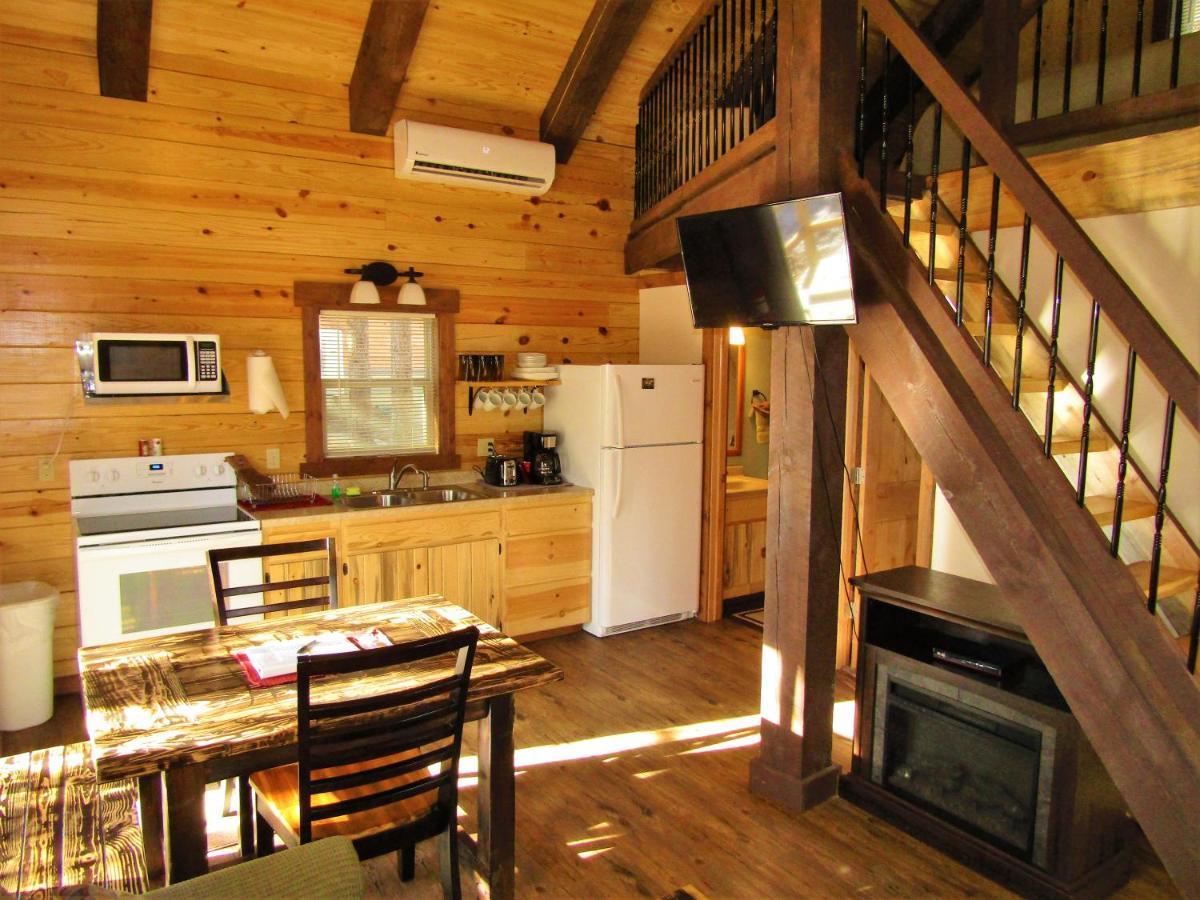 Freedom Ridge Cabins Хилл-Сити Экстерьер фото