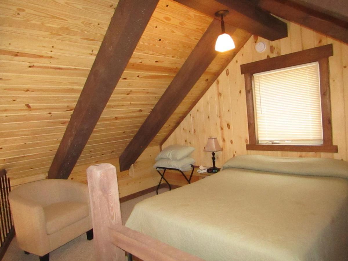 Freedom Ridge Cabins Хилл-Сити Экстерьер фото
